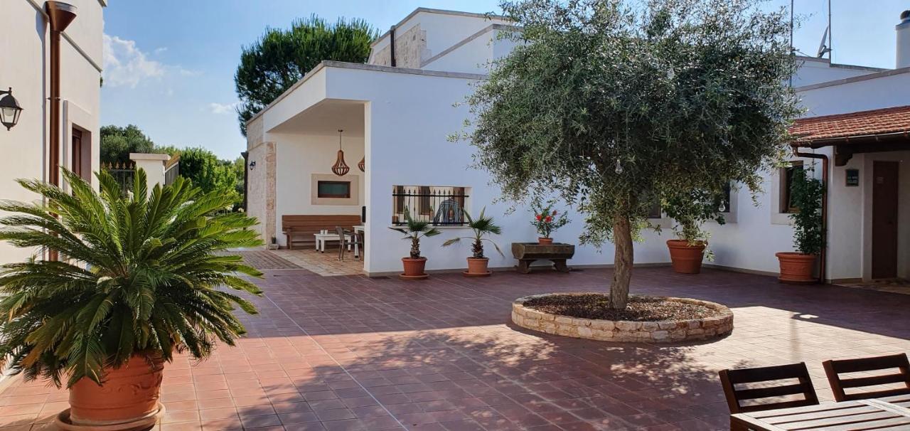Masseria Cesarina B&B กัสเตลลานา กรอตเต ภายนอก รูปภาพ